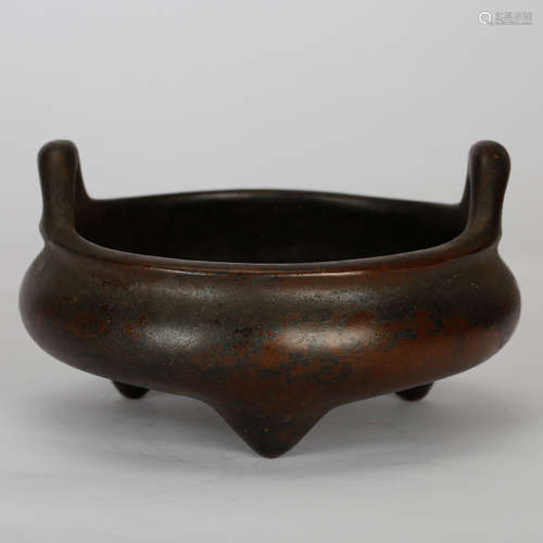 CHINESE BRONZE TRIPOD CENSER