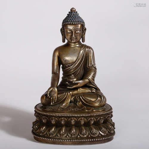 CHINESE SILVER FIGURE OF SHAKYAMUNI