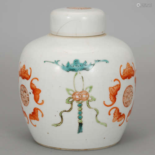 CHINESE PORCELAIN COVER JAR