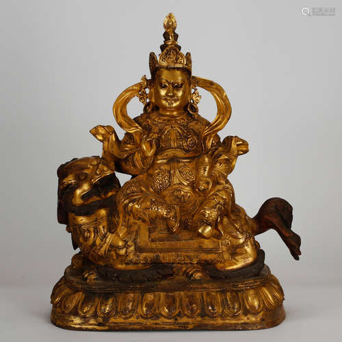 CHINESE GILT BRONZE SEATED GUANYIN