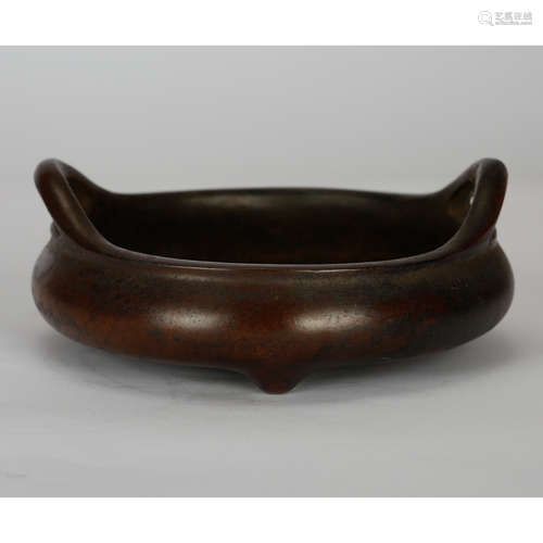 CHINESE BRONZE TRIPOD CENSER