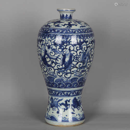 CHINESE BLUE AND WHITE PORCELAIN MEIPING VASE