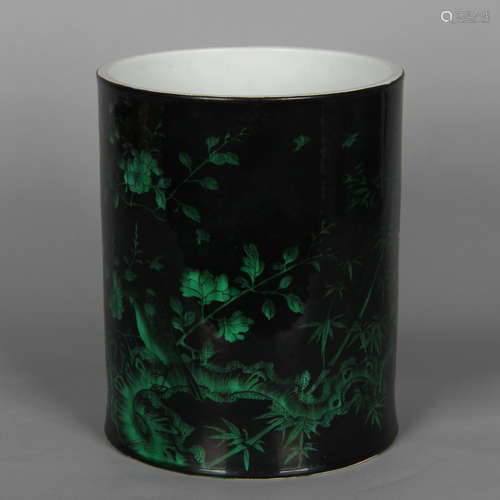 CHINESE FAMILLE NOIR PORCELAIN BRUSH REST