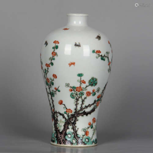 CHINESE WUCAI PORCELAIN MEIPING VASE