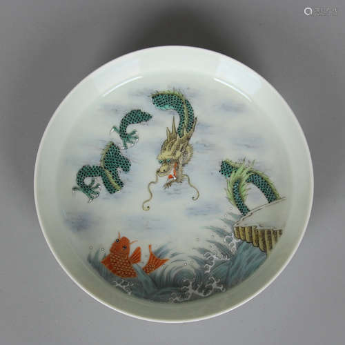 CHINESE FAMILLE VERTE PORCELAIN PLATE