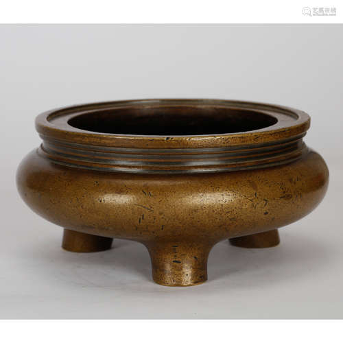 CHINESE BRONZE TRIPOD CENSER