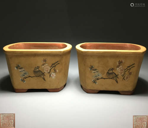 PAIR OF FLORAL AND BIRDS JARS