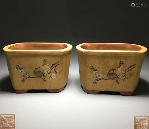 PAIR OF FLORAL AND BIRDS JARS