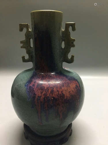 A PURPLE-SPLASHED JUN DOUBLE-EAR VASE