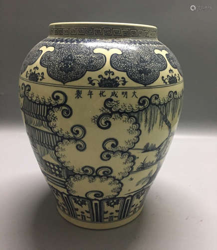 A BLUE AND WHITE FIGURE PATTERN JAR