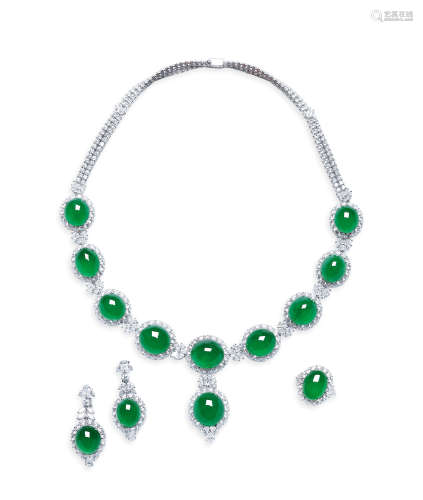 天然满绿翡翠「蛋面」配钻石项链、耳环及戒指套装