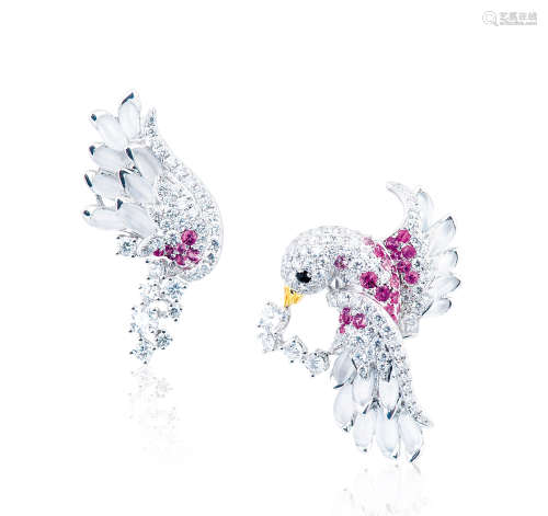 郑敏聪Jeff Cheng设计 天然冰种翡翠配钻石及粉色蓝宝石「春信」耳环