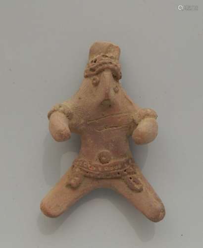 Idole assise en terre cuite. H : 9 cm. NINDOWARI (...