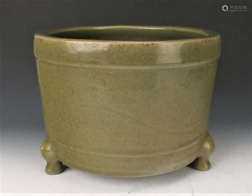 A Chinese Longquan-yao celadon porcelain tripod censer