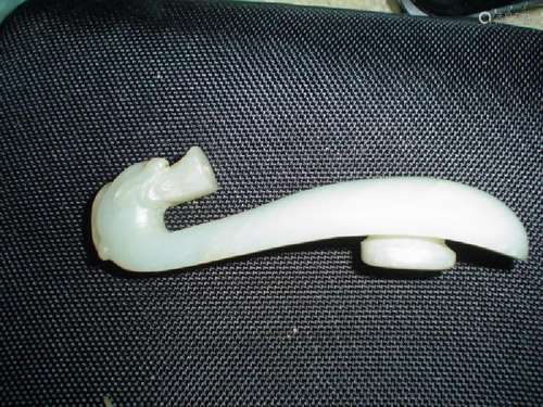 Chinese kangxi jade buckle