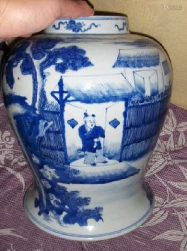 Chinese blue and white 18th century vase.