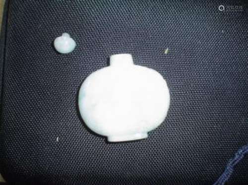 Chinese jadeite snuff bottle.