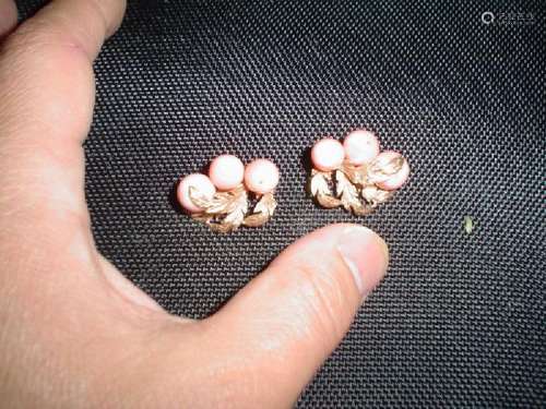 Chinese coral earrings 14K 14.8 grams