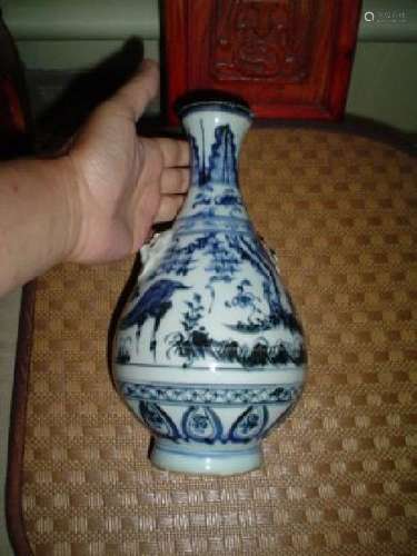 Chinese blue and white early ming vase.