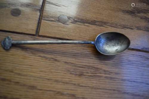 Chinese qing dynasty well carved silver spoon