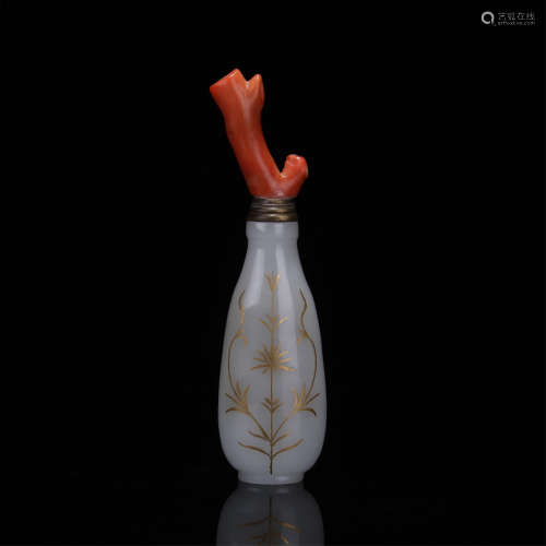 CHINESE WHITE JADE GOLD PAINTED CORAL STOPPER SNUFF BOTTLE