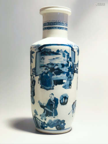 CHINESE BLUE AND WHITE ROULEAU VASE