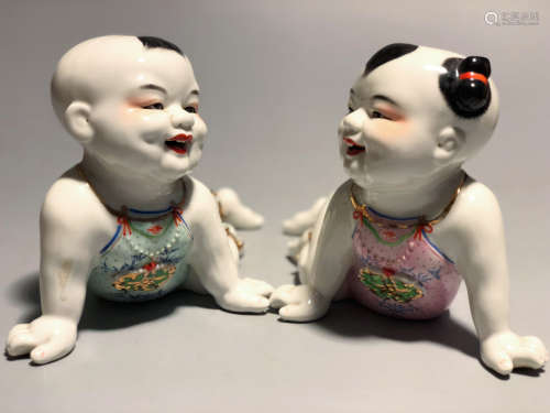 CHINESE FAMILLE ROSE PORCELAIN BOY AND GIRL