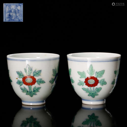 CHINESE FAMILLE ROSE CUPS, PAIR