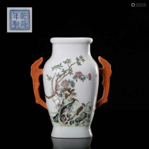 CHINESE FAMILLE ROSE PORCELAIN VASE