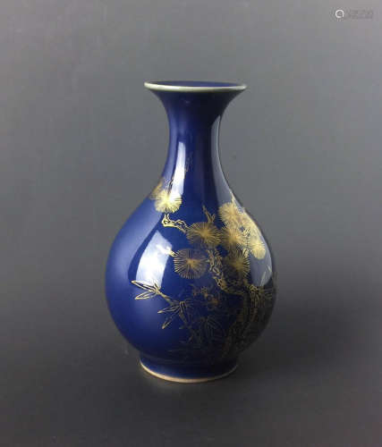 CHINESE GILT BLUE GLAZED YUHUCHUN VASE