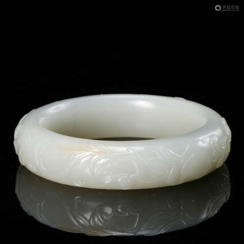 CHINESE WHITE JADE BANGLE