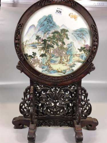 CHINESE FAMILLE ROSE PLAQUE TABLE SCREEN