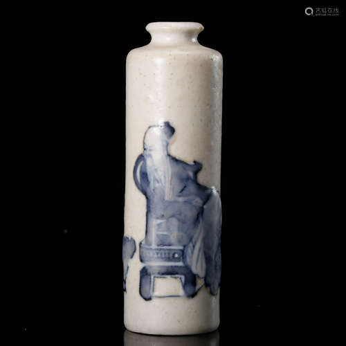 CHINESE BLUE AND WHITE SNUFF BOTTLE