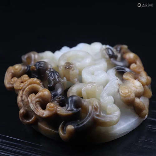 A DRAGON PATTERN JADE RELIEF PENDANT, ZHAN&HAN DYNASTY