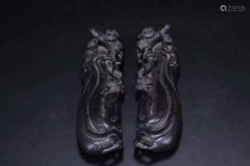 20TH CENTURY, A PAIR OF LOBULAR RED SANDALWOOD PAPERWEIGHT, THE REPUBLIC OF CHINA