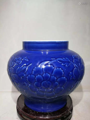 A BLUE GLAZE PEONY PATTERN JAR