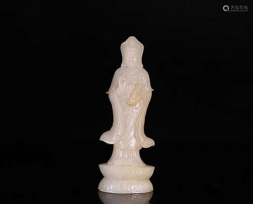 A HETIAN JADE GUANYIN STATUE