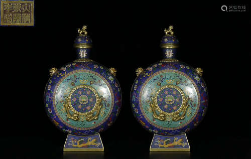 17-19TH CENTURY, A PAIR OF DRAGON DESIGN GILT CLOISONNE VASES, QING DYNASTY