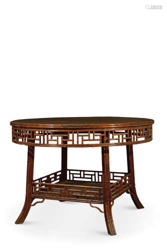 清早期 黄花梨大漆面窗棂竹节式圆形香桌