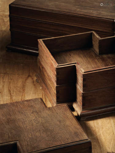 八、九十年代    “儷松居”定制硬木果盒两件