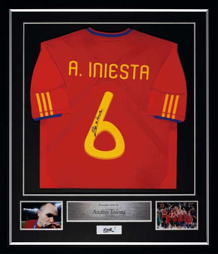 伊涅斯塔亲笔签名 2010年世界杯西班牙队主场球衣