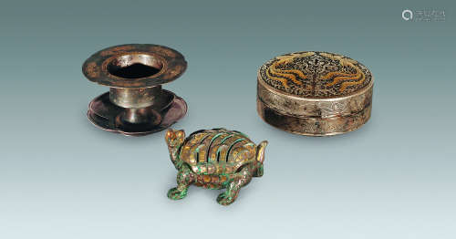 17世纪 银鎏金嵌金行炉、香熏、盒 （三件）