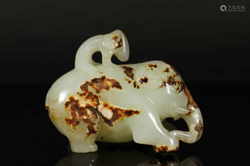 JADE CARVED 'ELEPHANT AND MONKEY' FIGURE