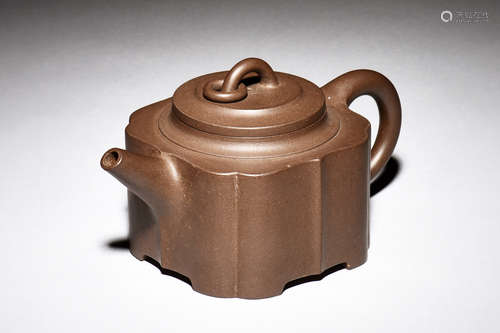 YIXING ZISHA LOBED TEAPOT