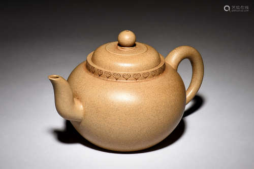 YIXING ZISHA ROUND TEAPOT