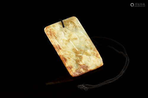 HETIAN YELLOW JADE CARVED 'GOOSE' PENDANT