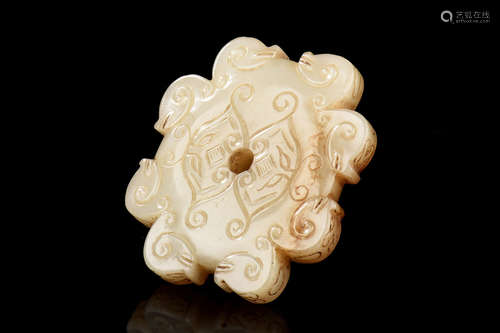 JADE CARVED 'TAOTIE' PENDANT