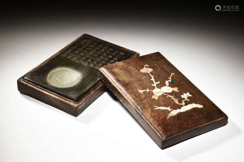INK STONE WITH ORNATE BOX