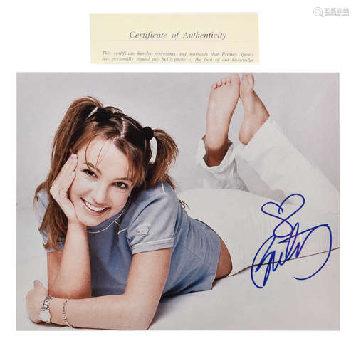 BRITNEY SPEARS SIGNED PHOTOGRAPH AND CERTIFICATE