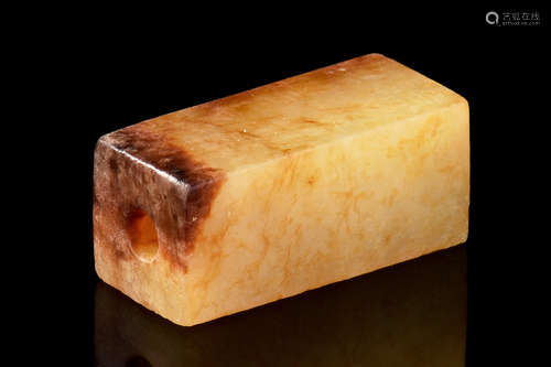 JADE CARVED RECTANGULAR ORNAMENT